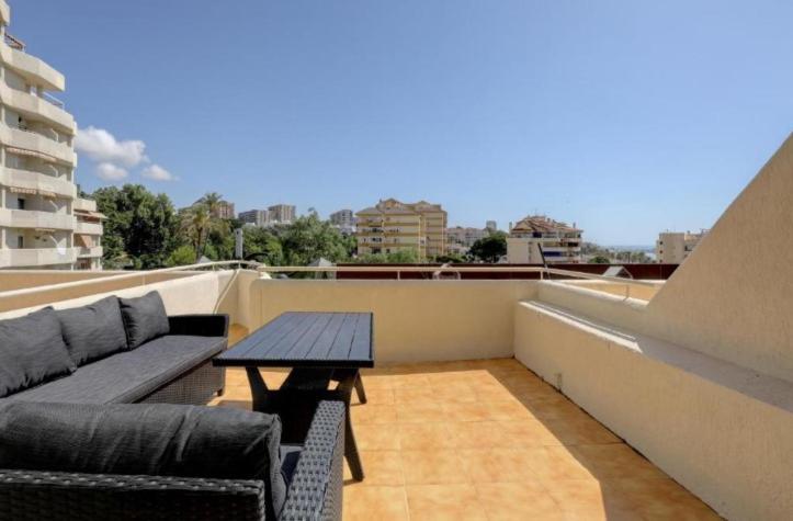El Estudio De La Playa Benalbeach 324 Gran Terraza Vistas Al Mar ベナルマデナ エクステリア 写真